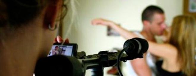 Las escorts con vídeo en su perfil trabajan más
