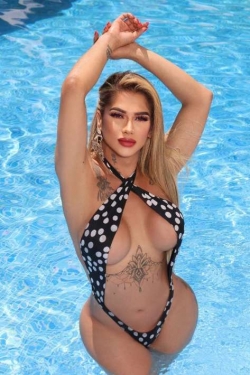 Shemale - 