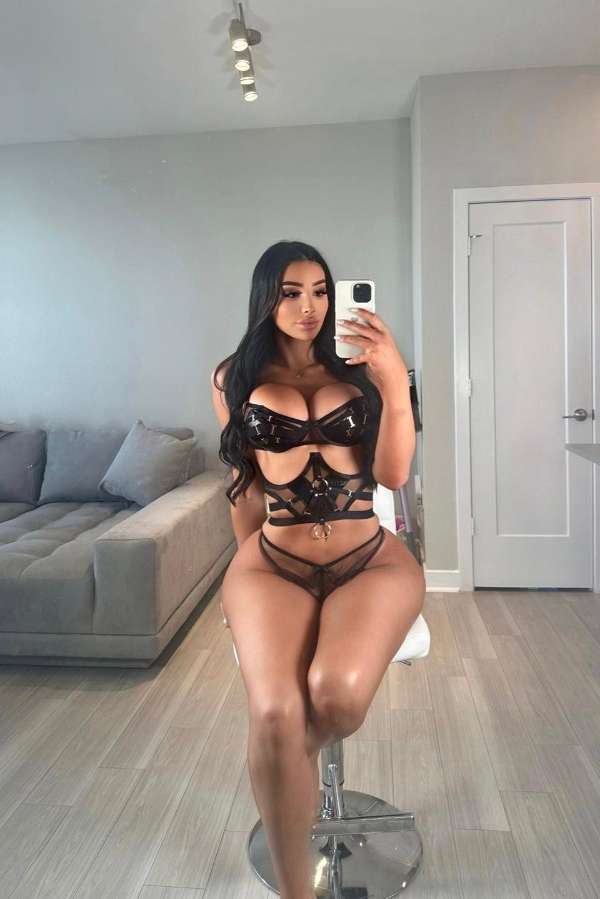 Escort Georgina - Ibizahoney -