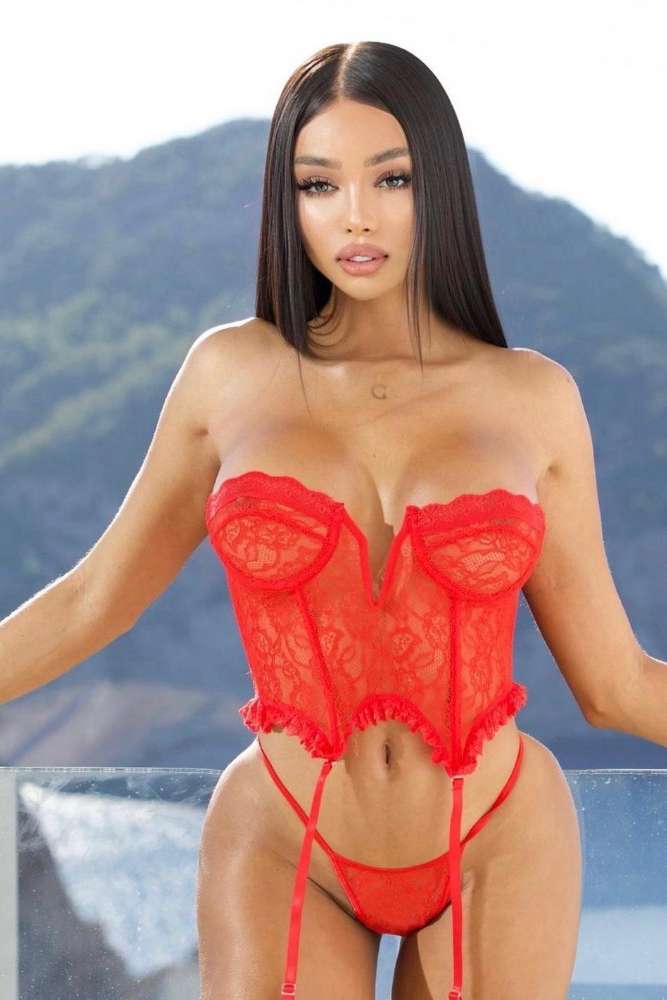 Escort Melania - Ibizahoney -