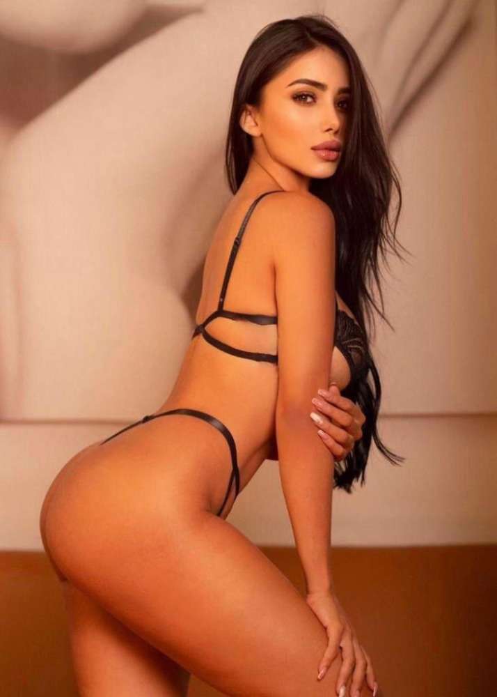Escort Angelina - Ibizahoney - 