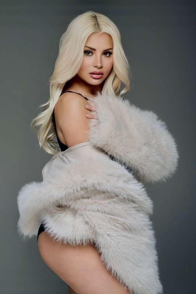 Escort Valentina - Ibizahoney - 