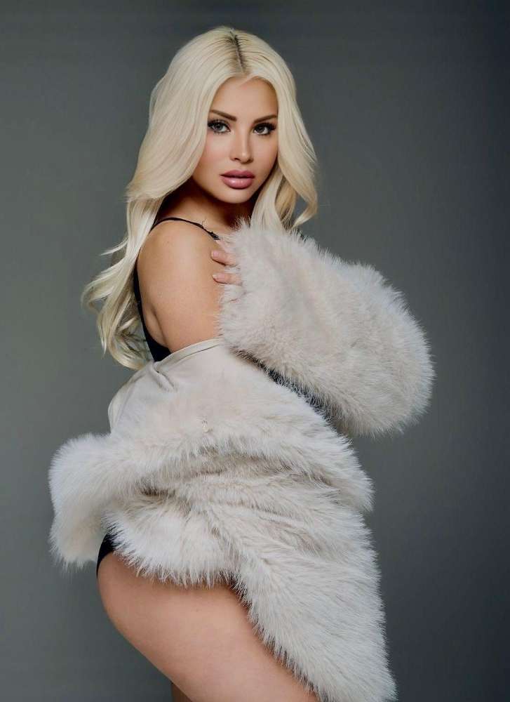 Escort Valentina - Ibizahoney - 