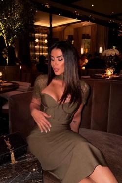 Escort - 
