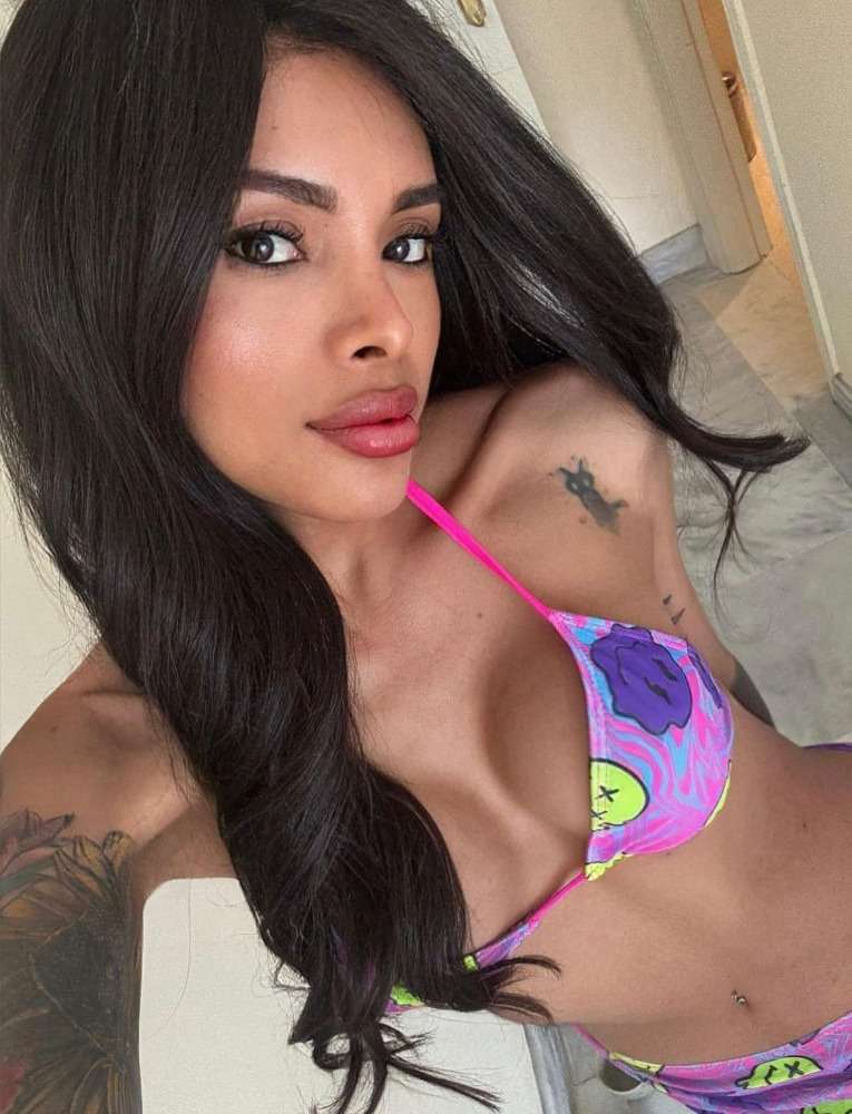 Escort Miley - Ibizahoney - escort elegant portrait - Petite Peruvian Shemale in Ibiza Town - in Ibiza 9
