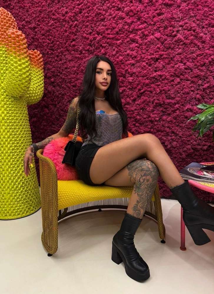 Escort Miley - Ibizahoney - escort natural pose - Petite Peruvian Shemale in Ibiza Town - in Ibiza 19