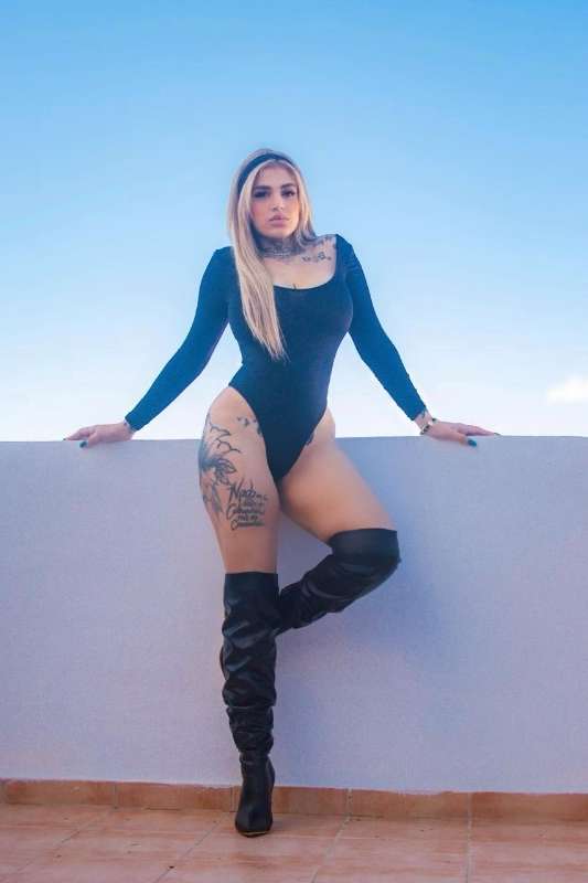 Escort Emma - Ibizahoney -