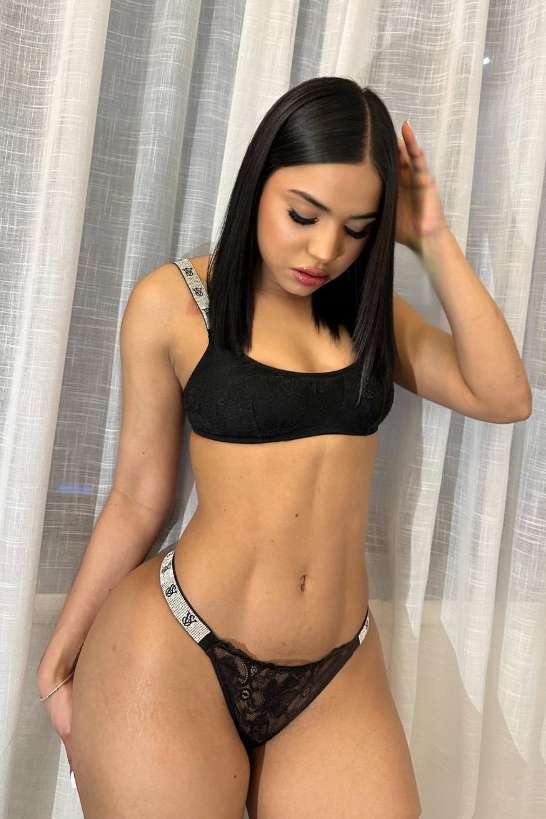 Escort Aleska - Ibizahoney -