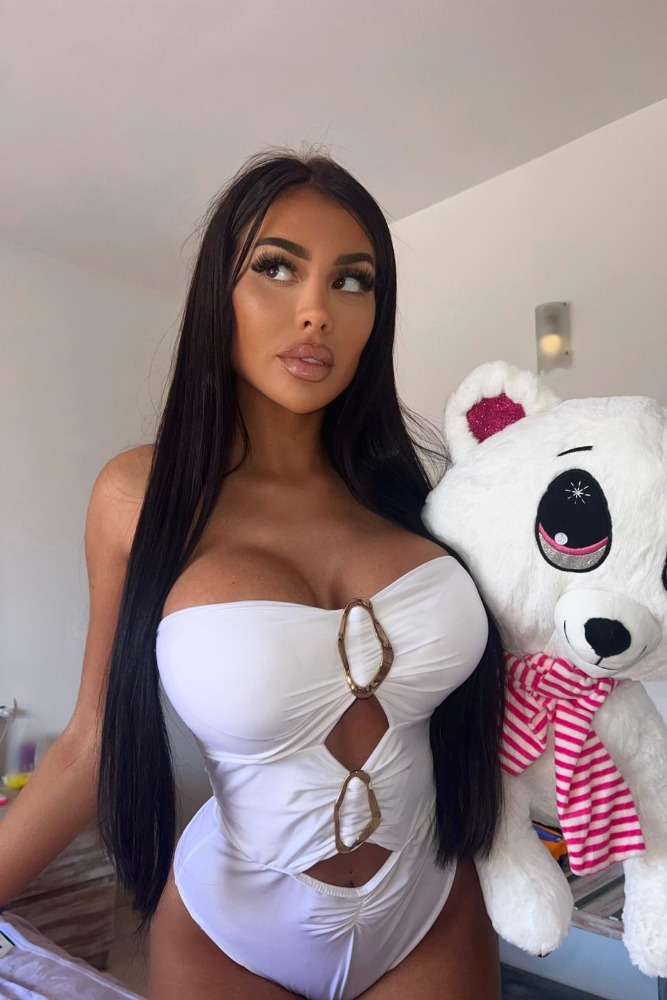 Escort Cris - Ibizahoney -