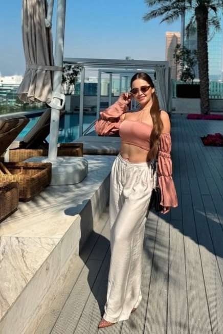Escort Ali - Ibizahoney -