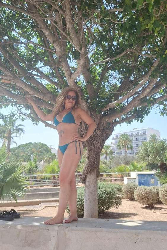 Escort Masaje 4 manos - Ibizahoney -