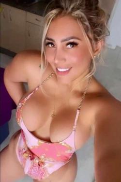 Escort -