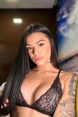 Escort -