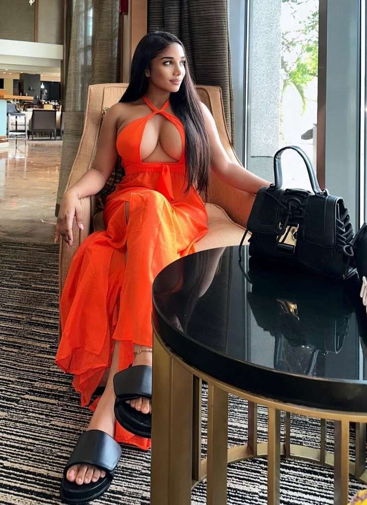 Escort Isis - Ibizahoney -