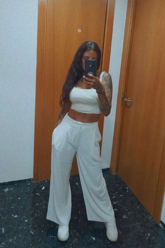Escort Beth - Ibizahoney -
