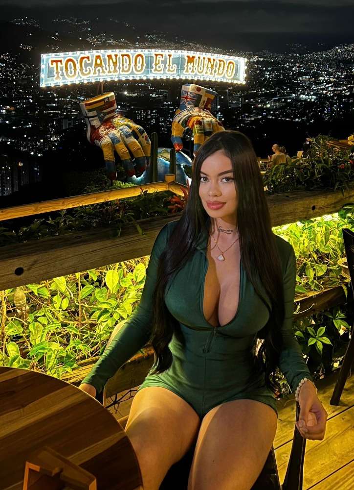 Escort Sapphire - Ibizahoney -