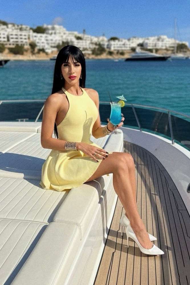 Escort Amira Saphier - Ibizahoney - 