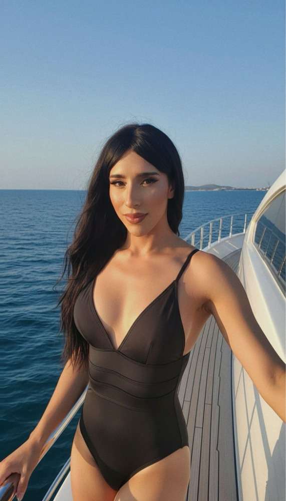 Escort Amira Saphier - Ibizahoney - 
