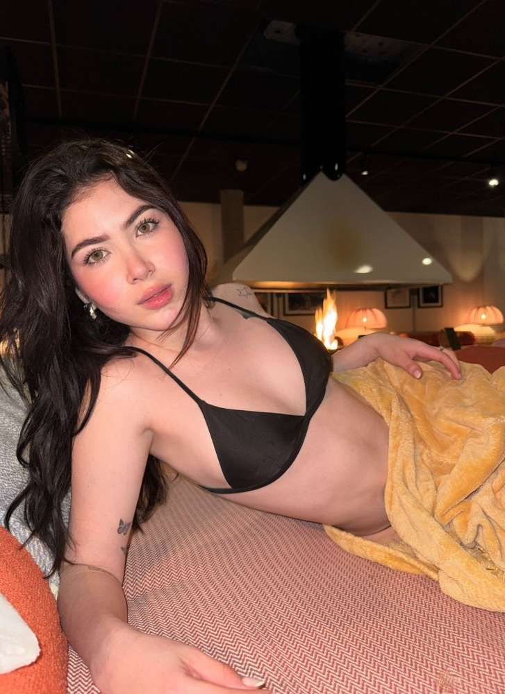 Escort Charlotte - Ibizahoney -