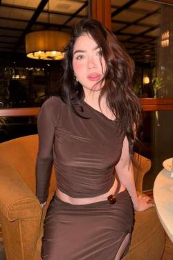 Escort -