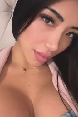 Escort -
