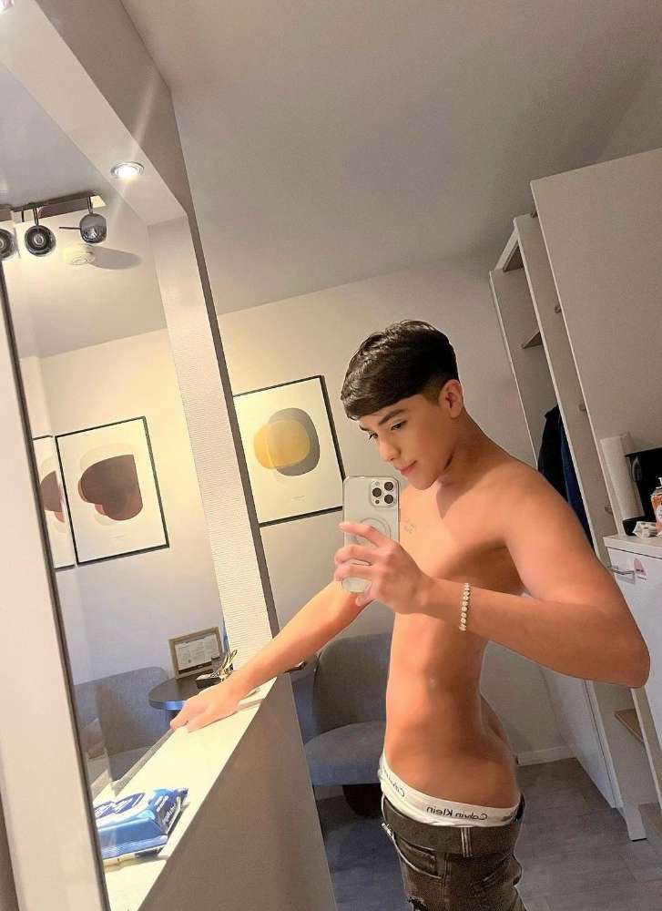 Escort Valentino - Ibizahoney - 