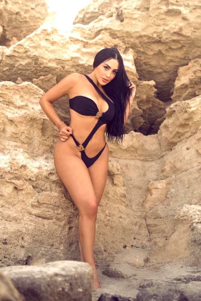 Escort Chanel - Ibizahoney -