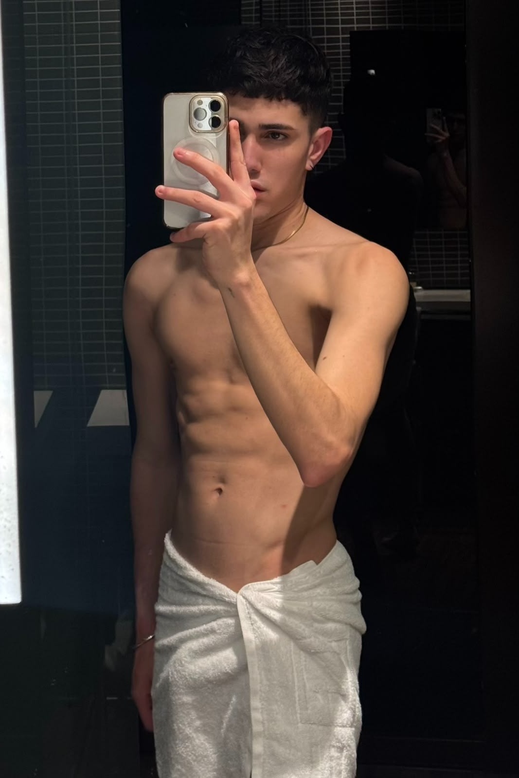 Escort Kennay - Ibizahoney - escort retrato elegante - Joven latino en Ibiza centro - en Ibiza 1