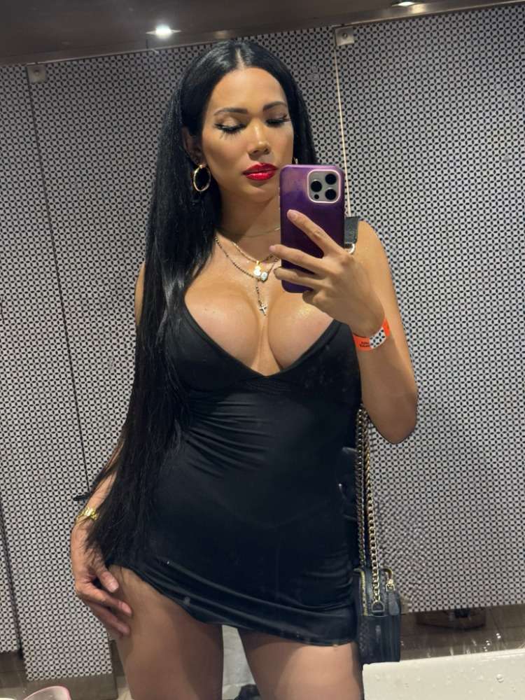 Escort Catalina - Ibizahoney - 