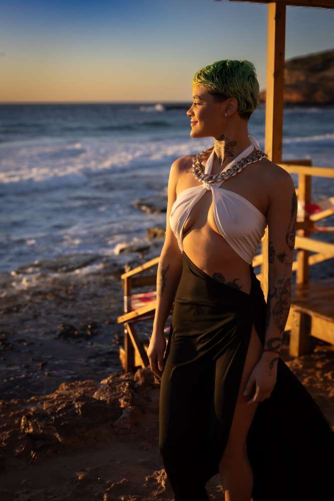 Escort Chanel - Ibizahoney - 