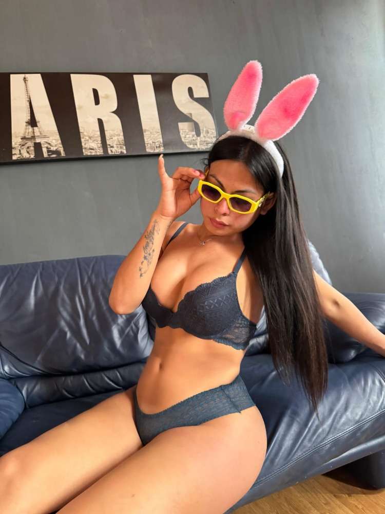 Escort Cata - Ibizahoney - callgirl perfil fotografico - Trans hermosa en Playa den Bossa - en Ibiza 6