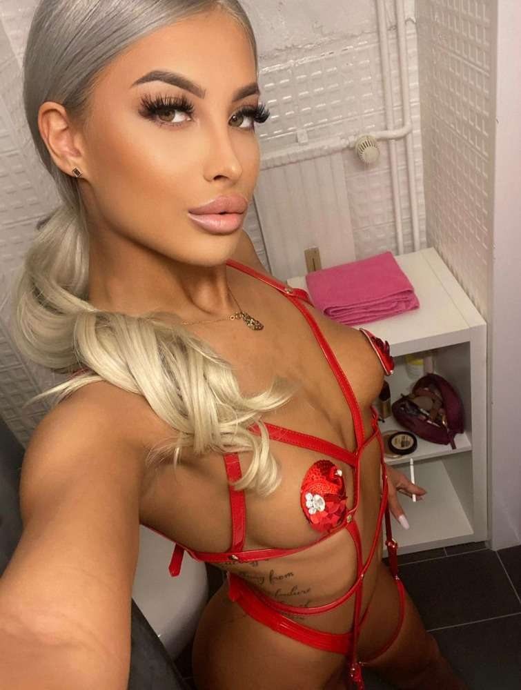 Escort Riana - Ibizahoney -