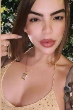 Escort -