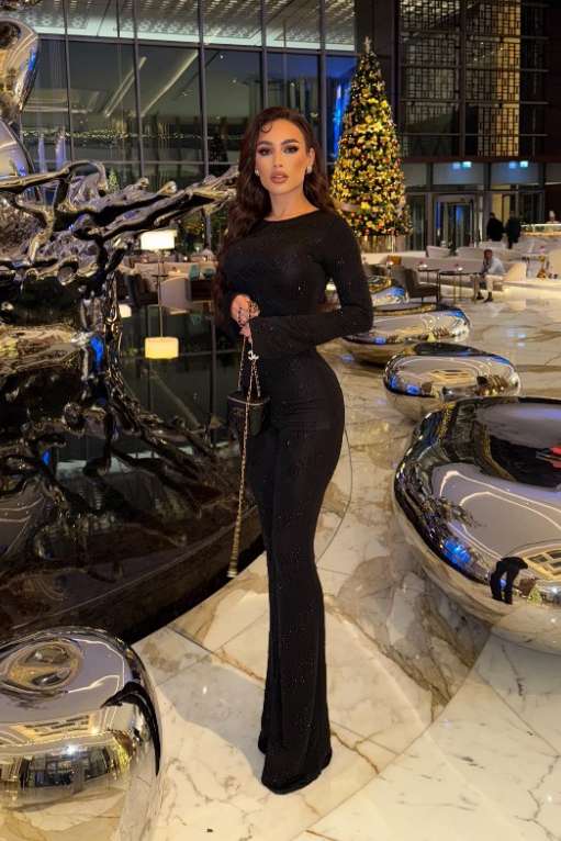 Escort Zahara - Ibizahoney - escort retrato elegante - Colombiana independiente para quedar - en Ibiza 9