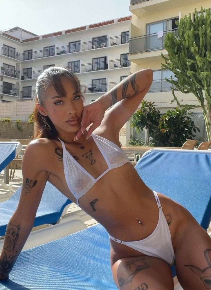 Escort Evelyn Twin - Ibizahoney - 