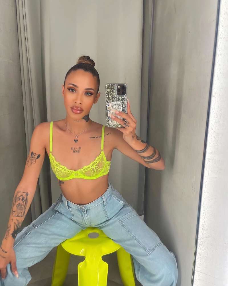 Escort Evelyn Twin - Ibizahoney - 