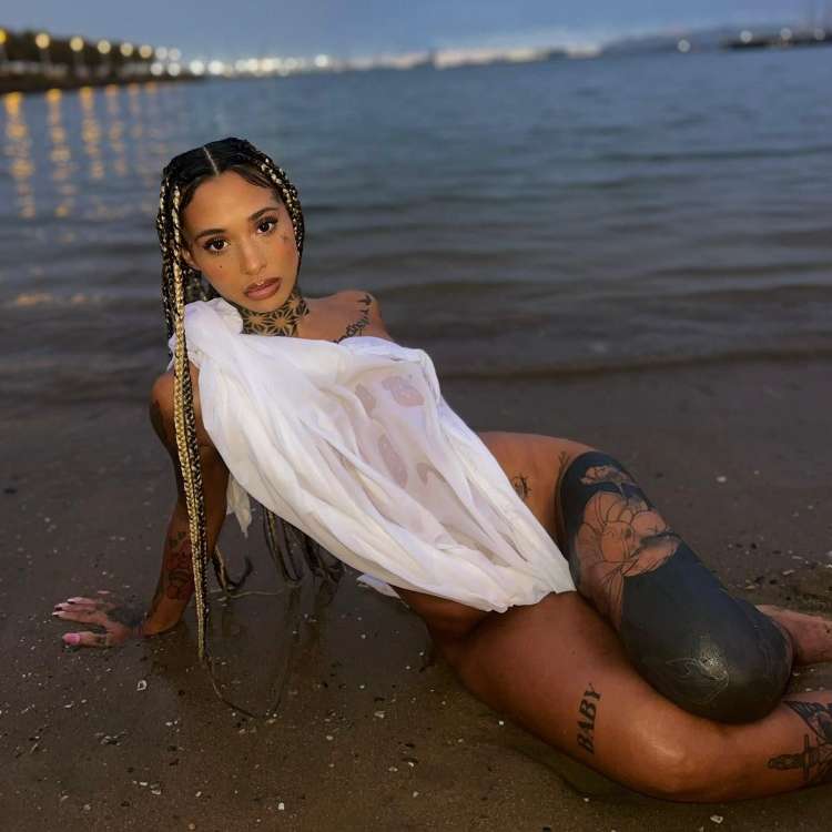 Escort Emilia Twin - Ibizahoney - 