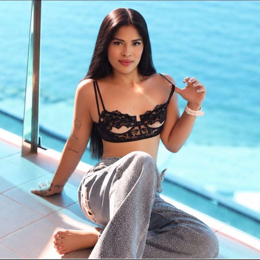 Escort Carolina - Ibizahoney - escort foto destacada - Morena joven colombiana independiente en P... - en Ibiza 7