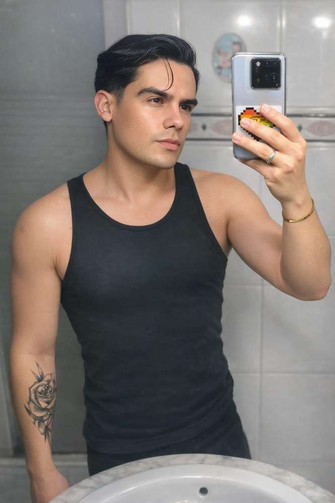 Escort Emiliano - Ibizahoney - 