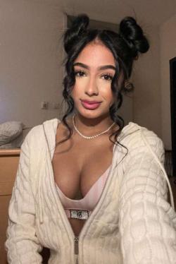 Escort - 