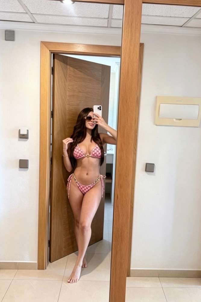 Escort Maddy - Ibizahoney - 