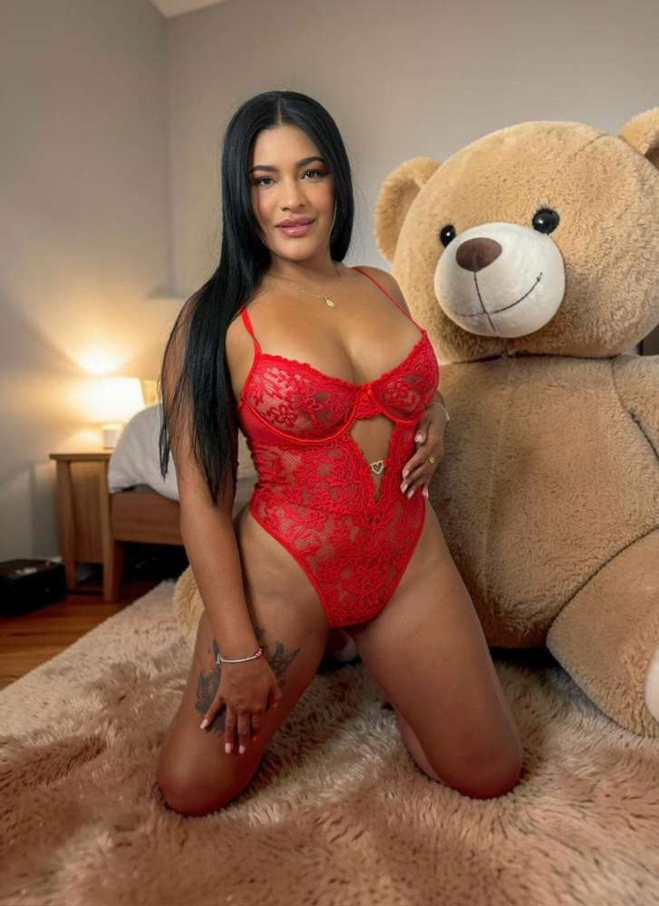 Escort Paris - Ibizahoney - 