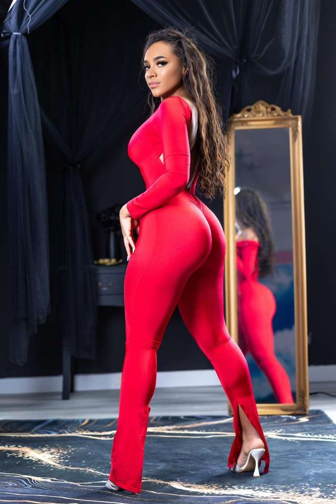 Escort Canela - Ibizahoney - 
