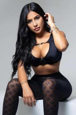 Escort - 