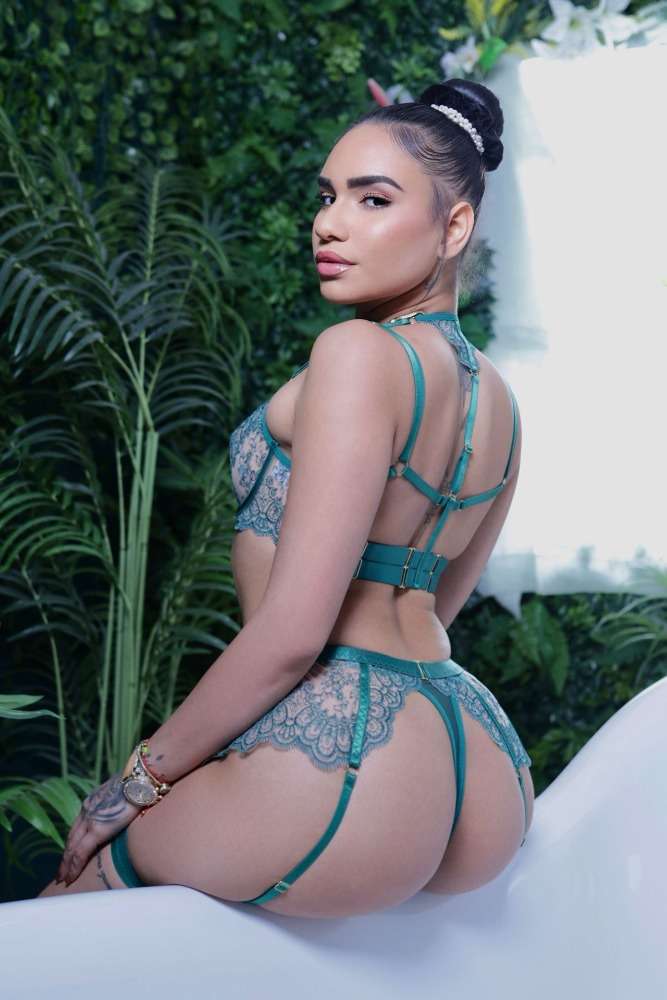 Escort Valentina - Ibizahoney - 