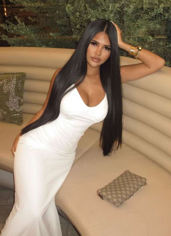 Escort Ahinara - Ibizahoney - 