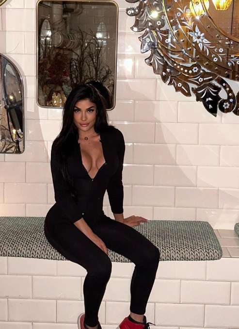 Escort Victoria - Ibizahoney - 