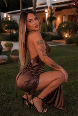 Escort - 