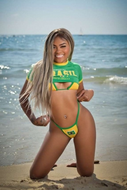 Escort - 