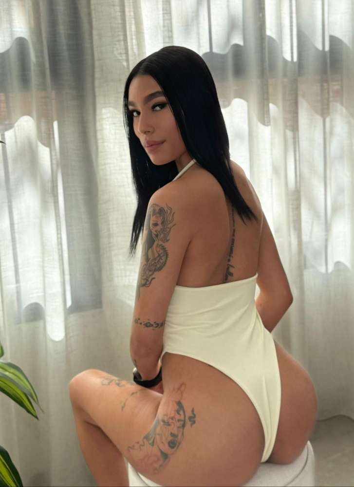 Escort Emily - Ibizahoney - 